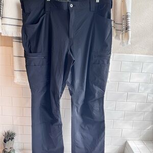 Duluth Trading Co Flexpedition Cargo Pants